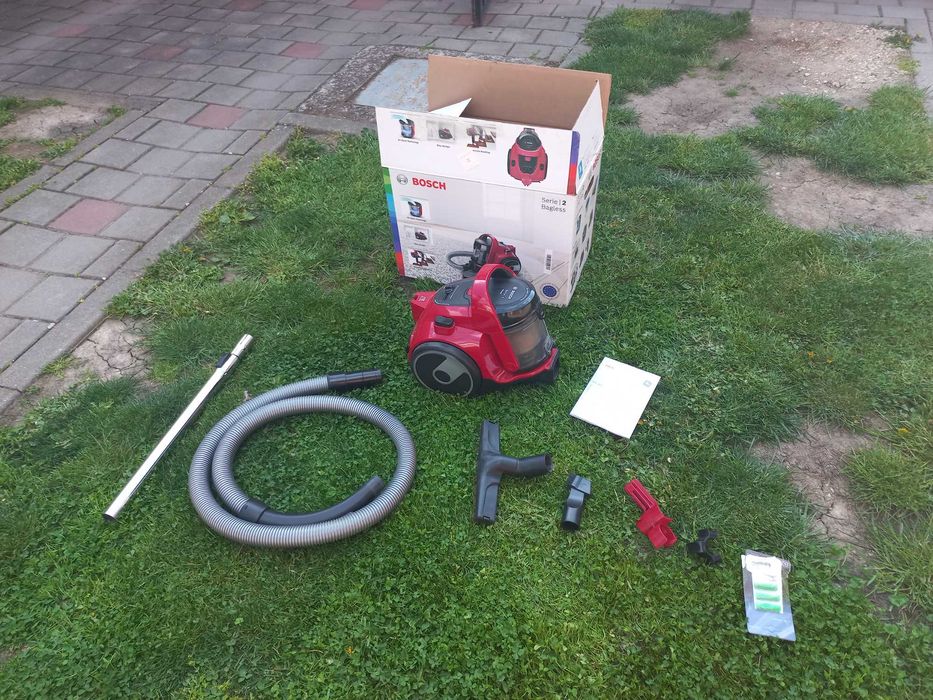 Aspirator Bosch  fara sac