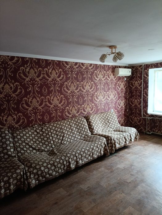 Продам 2х.квартиру.  ул. Айтбаева 33.  Кирпич.