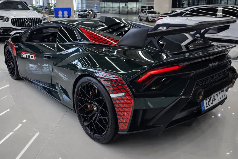 Lamborghini Huracán STO LP640-2