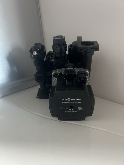 Pompa recirculara vissmann vitodens 100