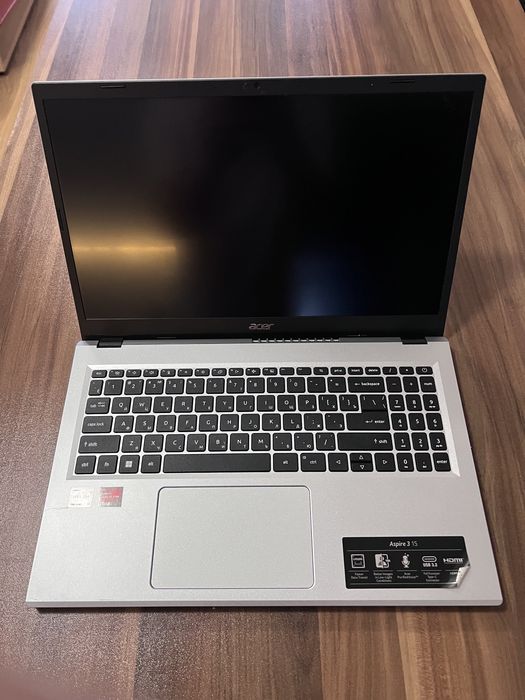 Acer Aspire A315-24P — отличное состояние + подарки!