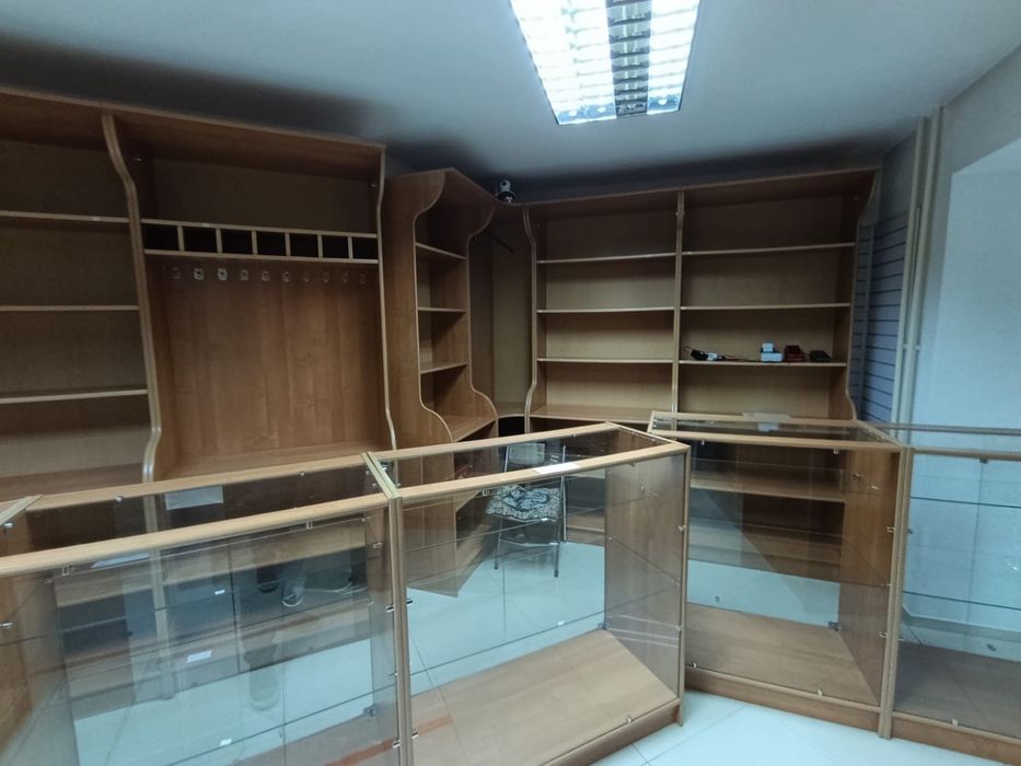 Продам шкафы в отличном состояние ,