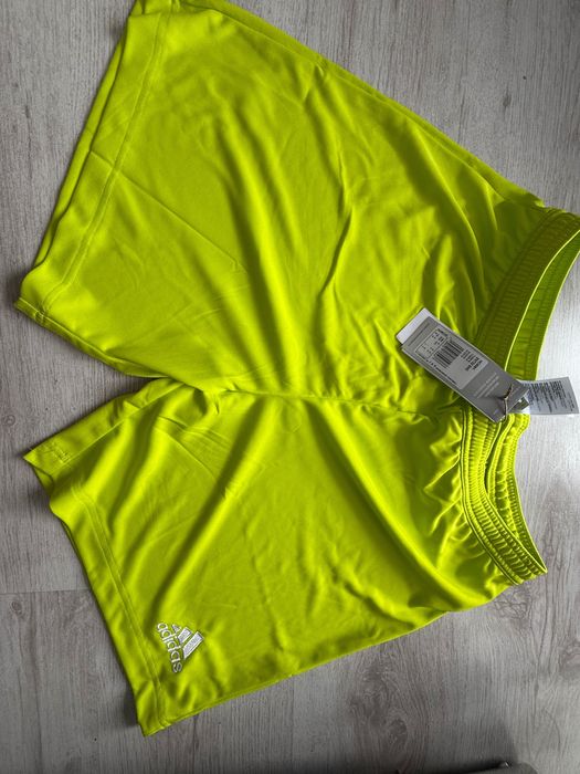 Червени спортни шорти adidas Performance ENTRADA 22