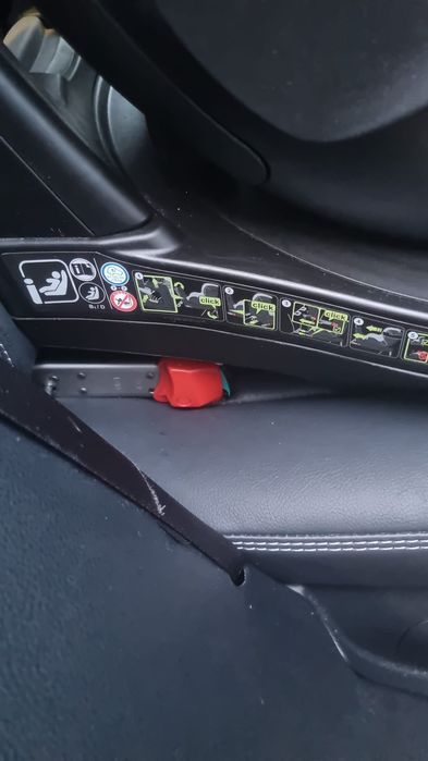 Scaun Britax Romer Dual Fix M I-size