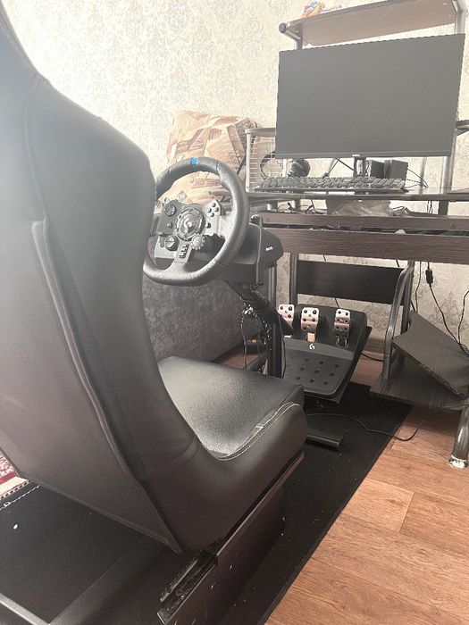 Logitech g923 с кокпитом