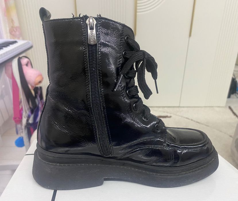 Продам детские зимние сапоги