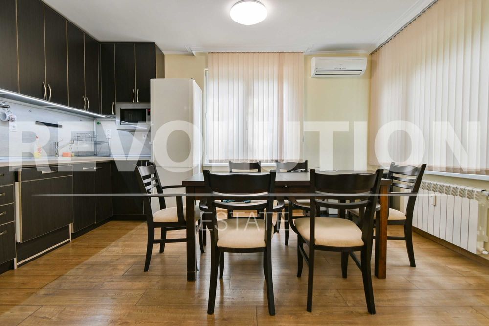 Дава се под наем Тристаен апартамент в София, Лозенец - 90 кв.м за 850 € - Снимка #3