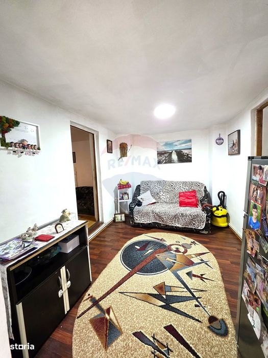 Casă / Vilă cu 6 camere de vânzare în zona Mihai Viteazu