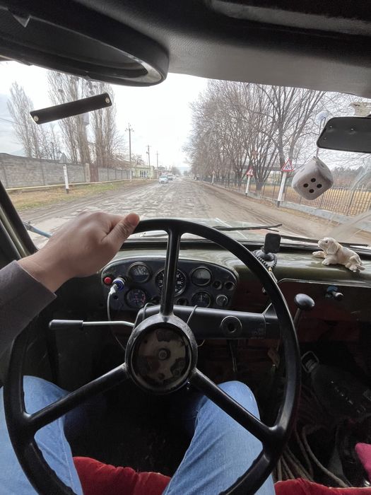 Gaz 53 sotiladi srochna