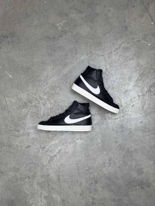 Кроссовки Nike Blazer Mid 77 Vintage Black