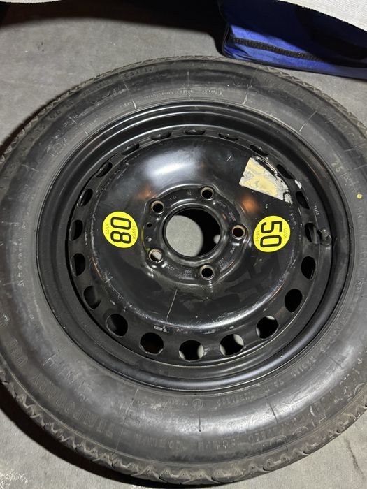 Продавам патерица чисто нова 15ска цена 50 лв. За повече инфо на лично