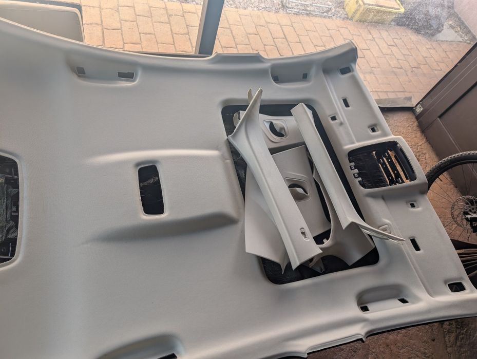 Plafon cu trapa BMW G30