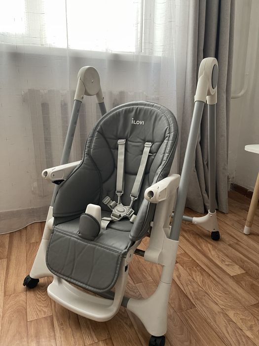 Детский стульчик для кормления