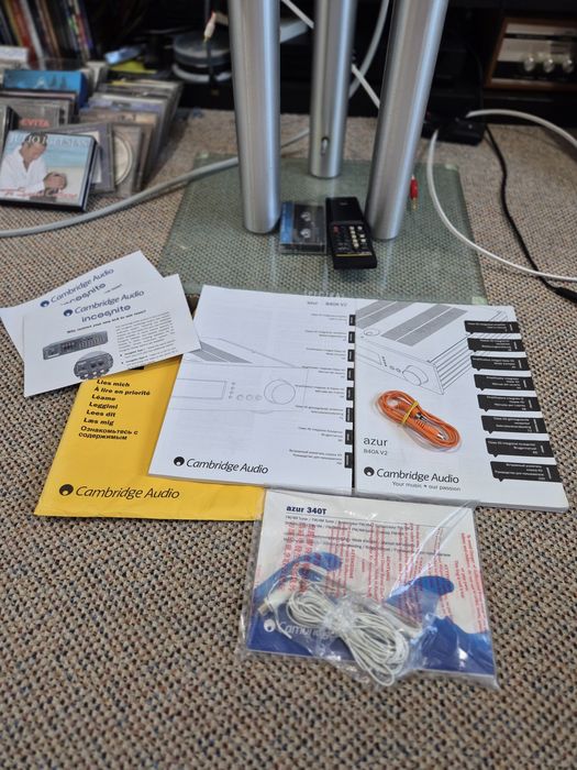 Cambridge Audio Azur 840A V2 amplificator și Azur 340T tuner