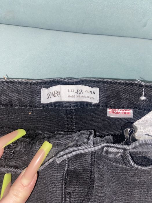 Джинсы ZARA