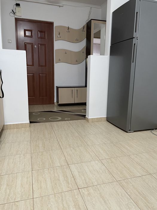Dau in chirie apartament cu 2 camere in Micro 17, utilat si mobilat