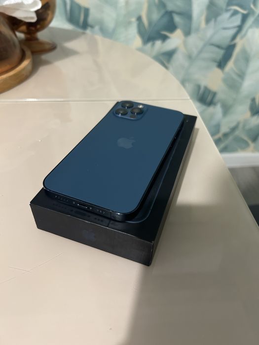 Apple iPhone 12 Pro 128GB, идеальное состояние, полный комплект