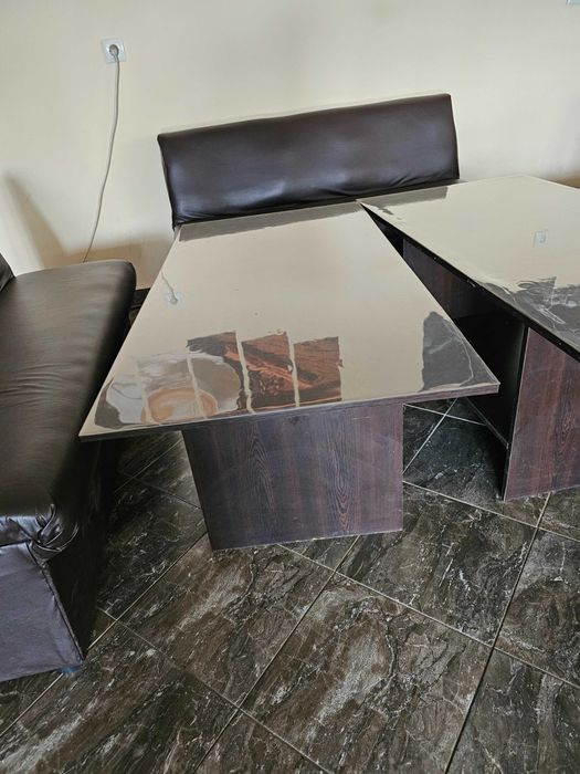 Диванчета и маси