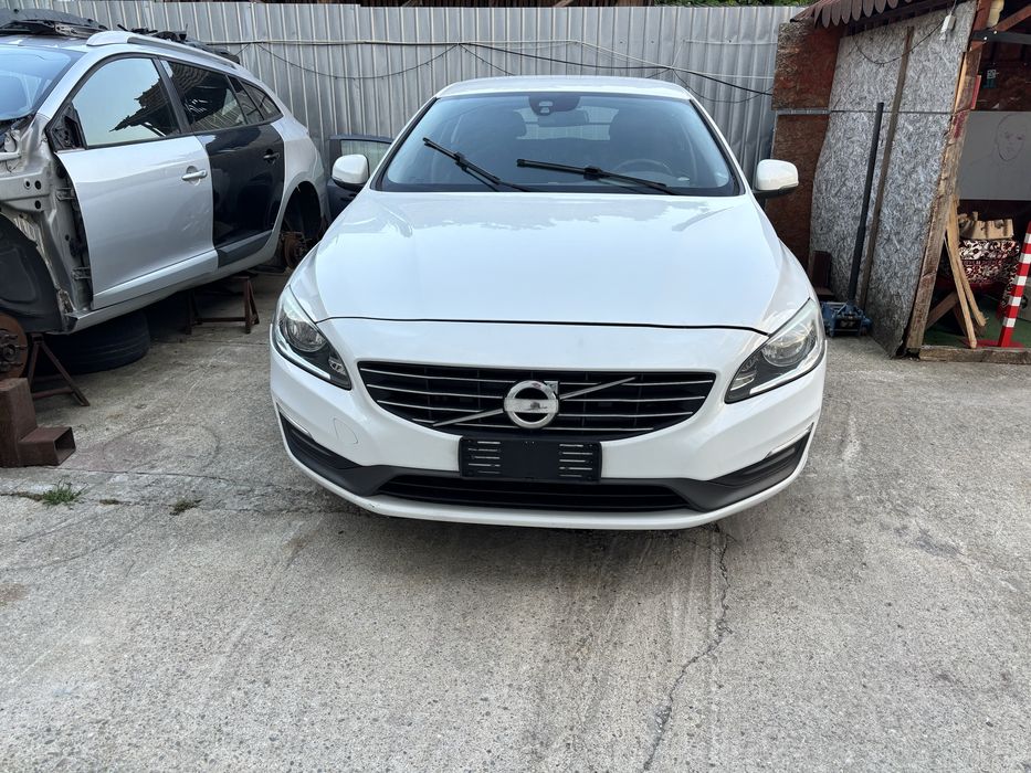 Dezmembrez Volvo V 60  D2  facelift  break  2016