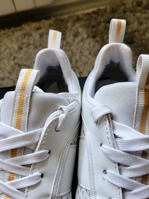 EA7  Emporio Armani маратонки