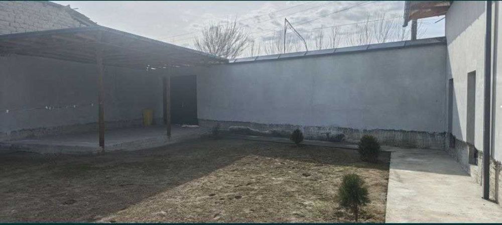 арзон нархда кулай локатцяда 6 хоналик ховли сотувда