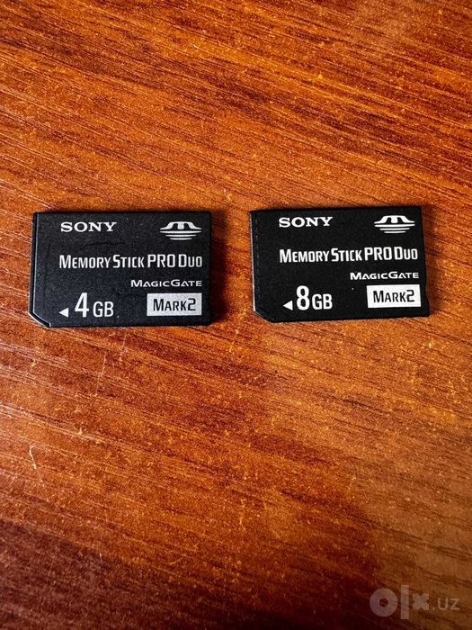 Флешки Memory Card 8Gb и 4Gb для Sony PSP