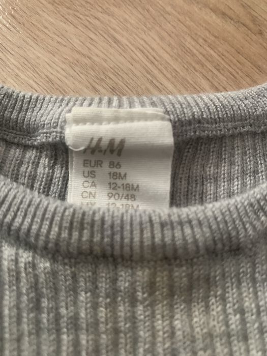 Bluza lana H&M, pt 1 an, marime 86 cm