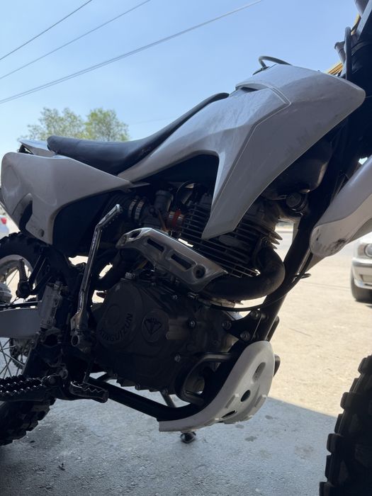 Продам эндуро 250куб Z2