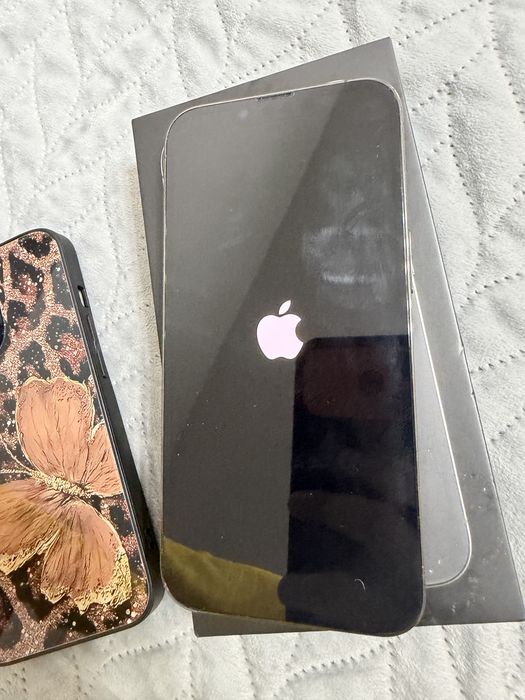 Iphone 13 pro la cutie - cititi anuntul