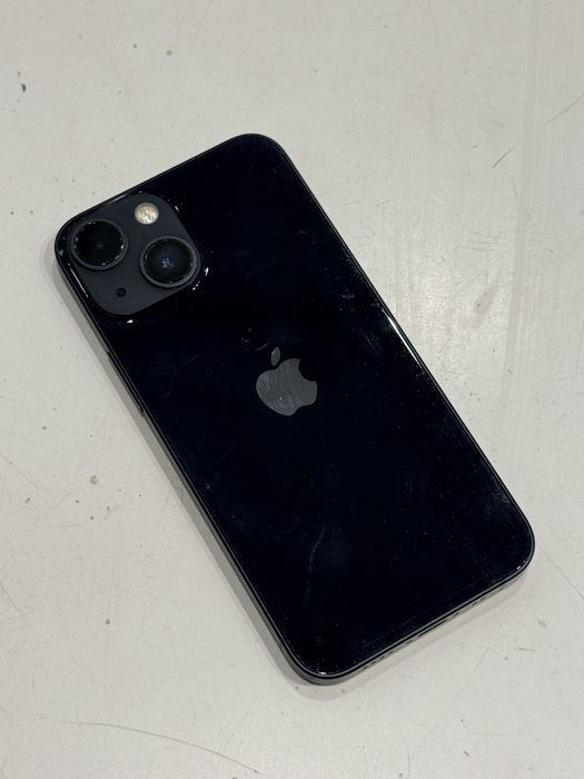 iPhone 13 mini 128Gb в идеале
