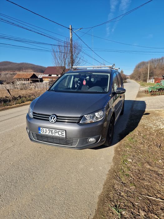 Vând vw touran 1.6 2012