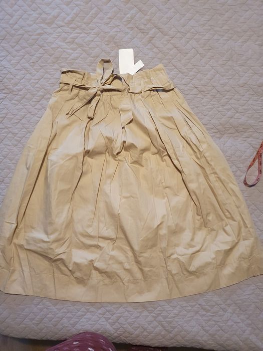 Пола с висока талия нова с етикет