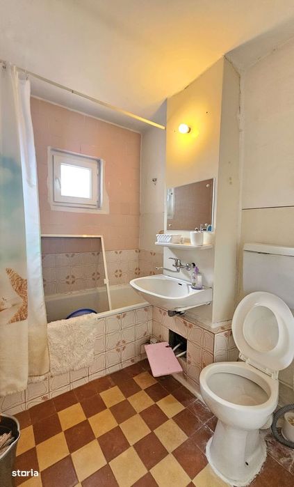 3 camere, str. Aprodul Arbore , 48.700 euro