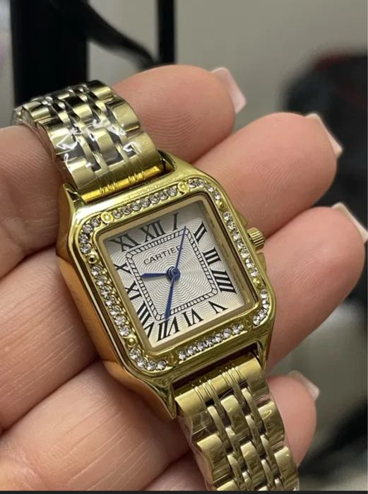 Женские часы Cartier