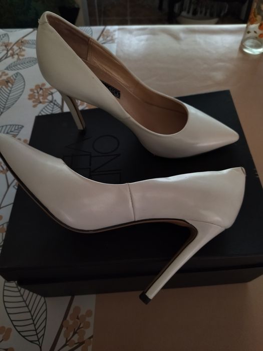 Туфли лодочка белые