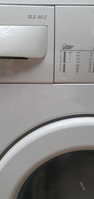 Пералня Силтал Siltal някои програми работят, други не.