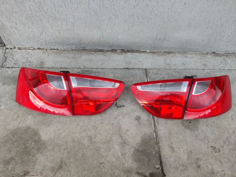 Stop Stopuri Lampa stanga dreapta haion aripa spate Seat EXEO Break 3R9945095A 96A