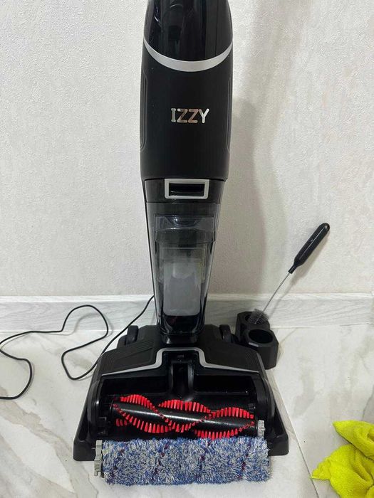 продам пылесос IZZI
