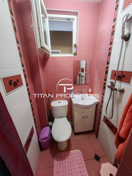 Продава се Двустаен апартамент в Варна, Център - 65 кв.м за 3524 €/кв.м - Снимка #4