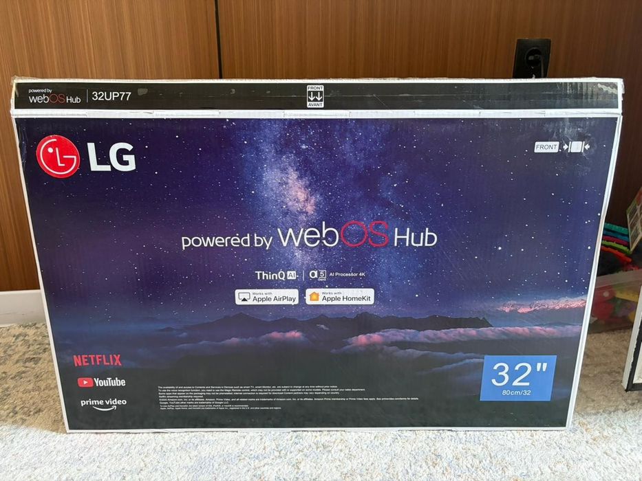 Телевизор LG. Смарт 32 дюмовый.