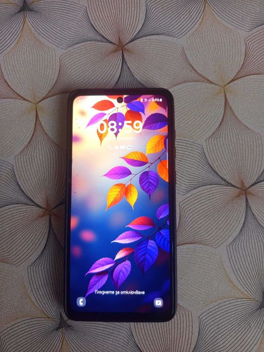 Samsung A 72 За екран е