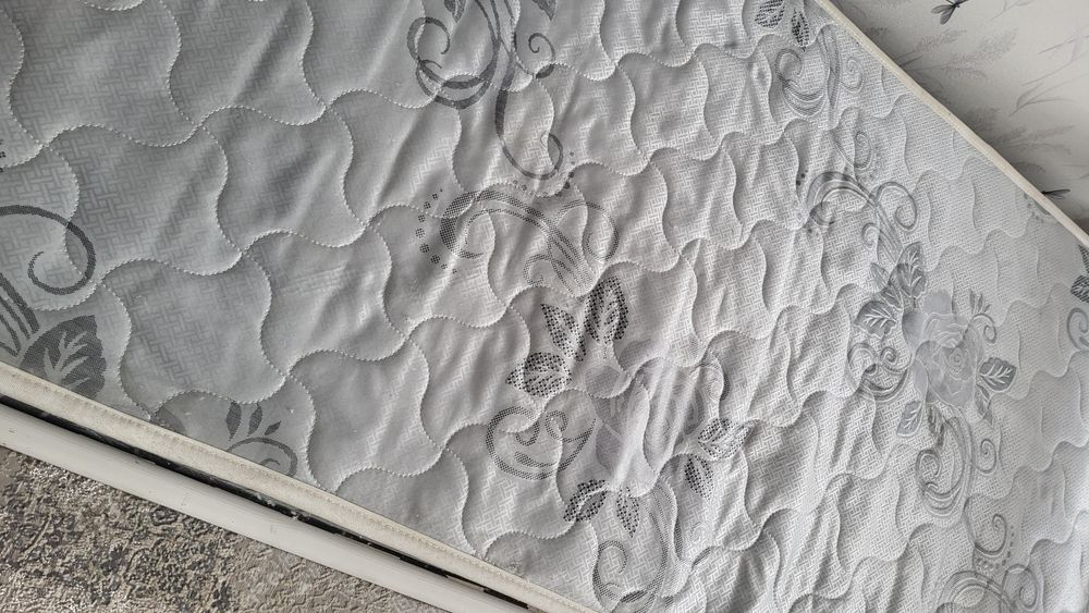 Продам матрасы..