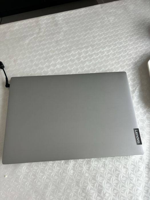 Ноутбук 1 недель горантийй