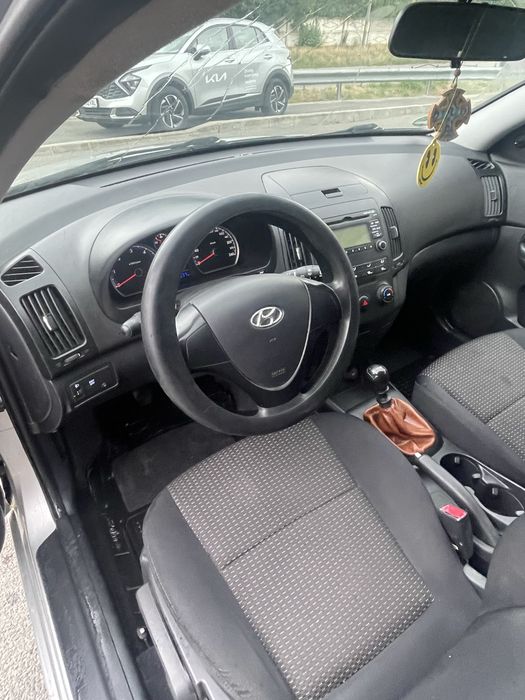 HYUNDAI i30 2009 — imagine 4