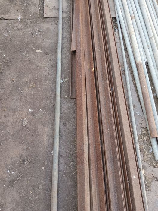 Продам уголок и трубы