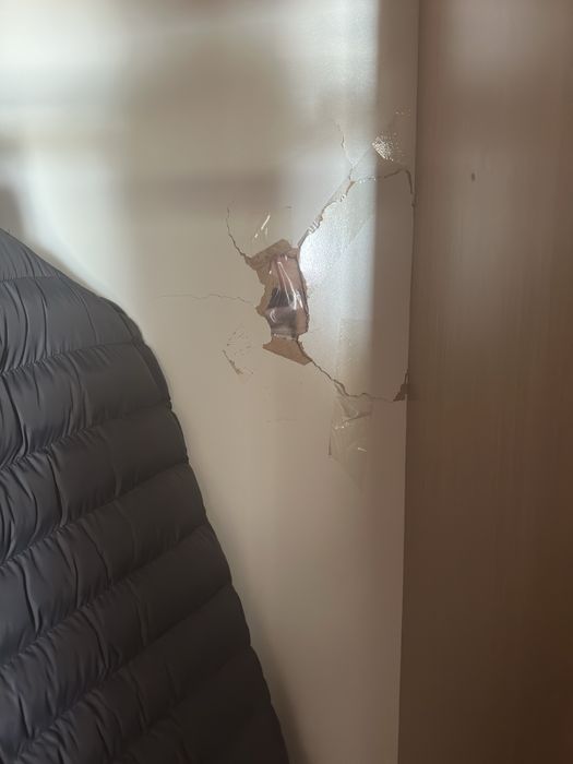 Продается угловой шкаф