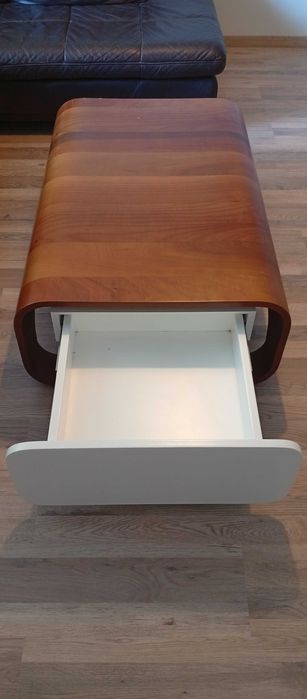 Секция, Витрина дърво и стъкло