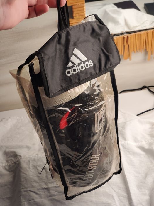 Кожаные боксерские перчатки мужские