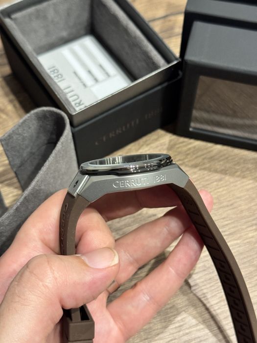 Ceas Cerruti 1881 superb!