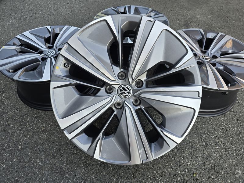 21цола Vw Фолксваген Тоарег Volkswagen Touareg 5x130 4бр